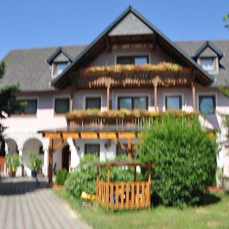 Hotel Arkadenhof Fürstenfeld Esterno foto